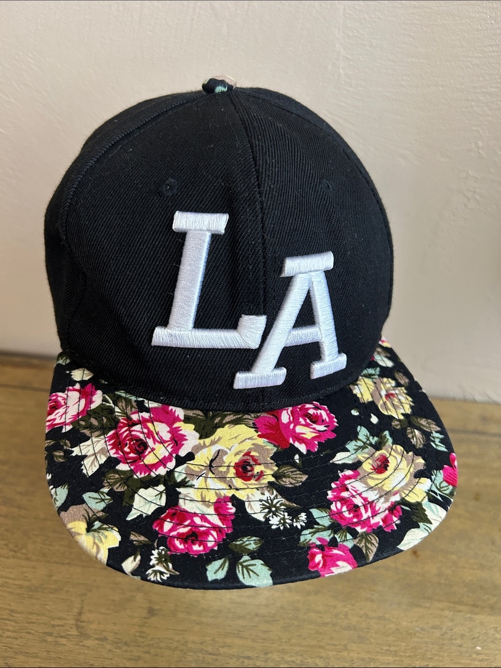 Retro Floral Flat Brim Snapback Hat Black/Pink. Embroidered LA Logo & Red Roses.